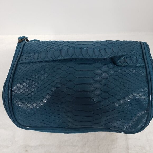 Unbranded Pouch Bag Travel Cosmetic Teal Blue Snakeskin Faux Leather - Picture 2 of 14